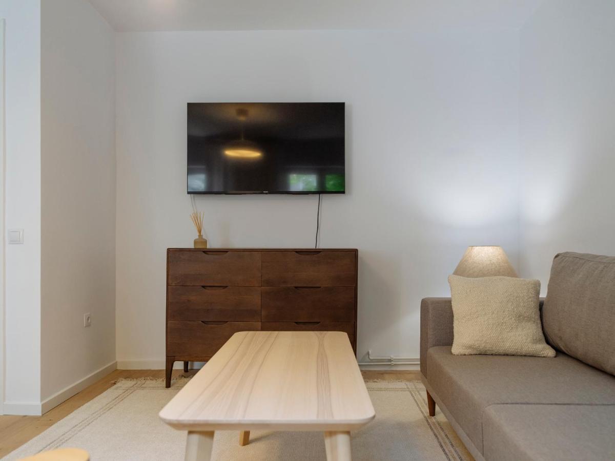Cozy Central Apartment Near The Forest Brasov Exterior photo